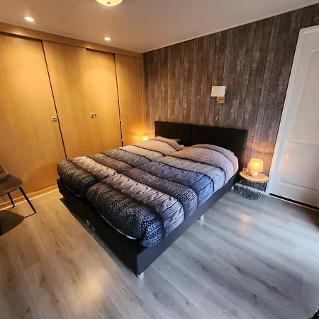 42 'vuursteenberg' Bospark Ijsselheide Zwolle Διαμέρισμα *